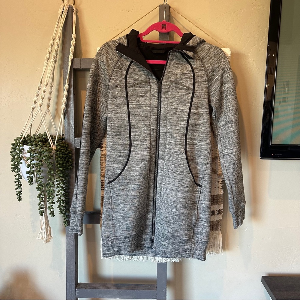 Lululemon Long For It Jacket Womens Heathered Gray Black Hooded Full Zip Size 2